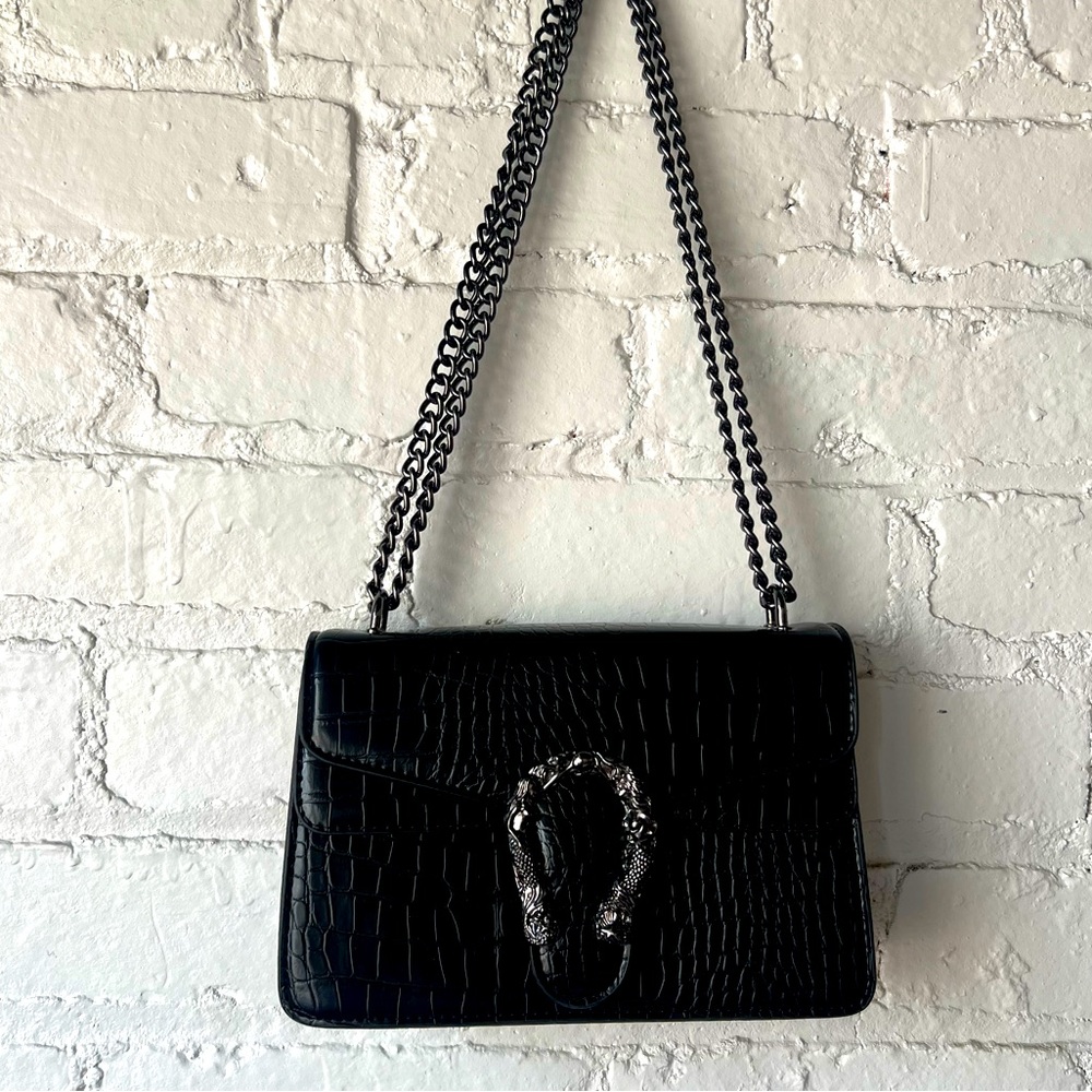 Black and silver shoulder bag